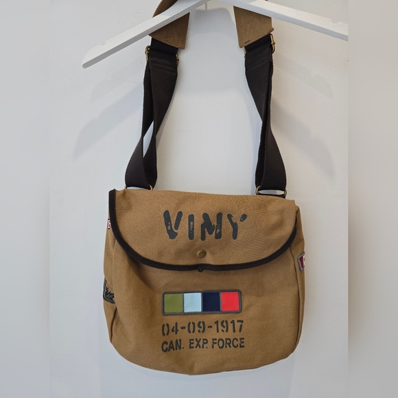 VIMY RED CANOE Canvas Messenger Bag Brown Shoulder Ajustable Strap 16x14 - Picture 9 of 9